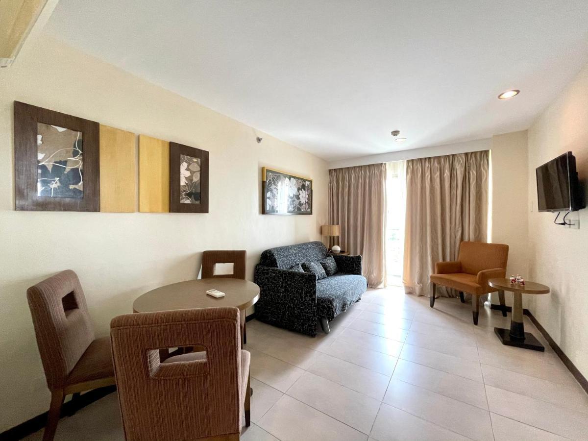 One Tagaytay Place Private Residences تاجيتاي المظهر الخارجي الصورة