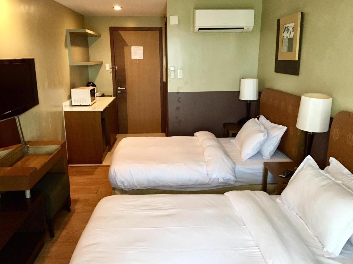 One Tagaytay Place Private Residences تاجيتاي المظهر الخارجي الصورة