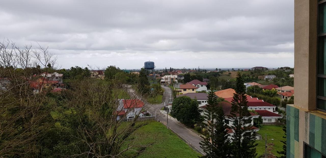 One Tagaytay Place Private Residences تاجيتاي المظهر الخارجي الصورة