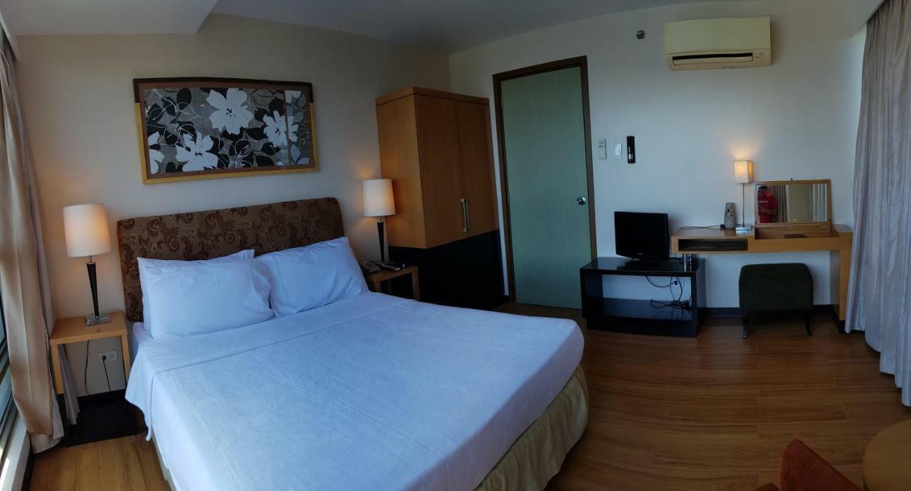 One Tagaytay Place Private Residences تاجيتاي المظهر الخارجي الصورة